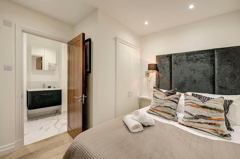 Somerset Court Kensington Apartments Londra Esterno foto