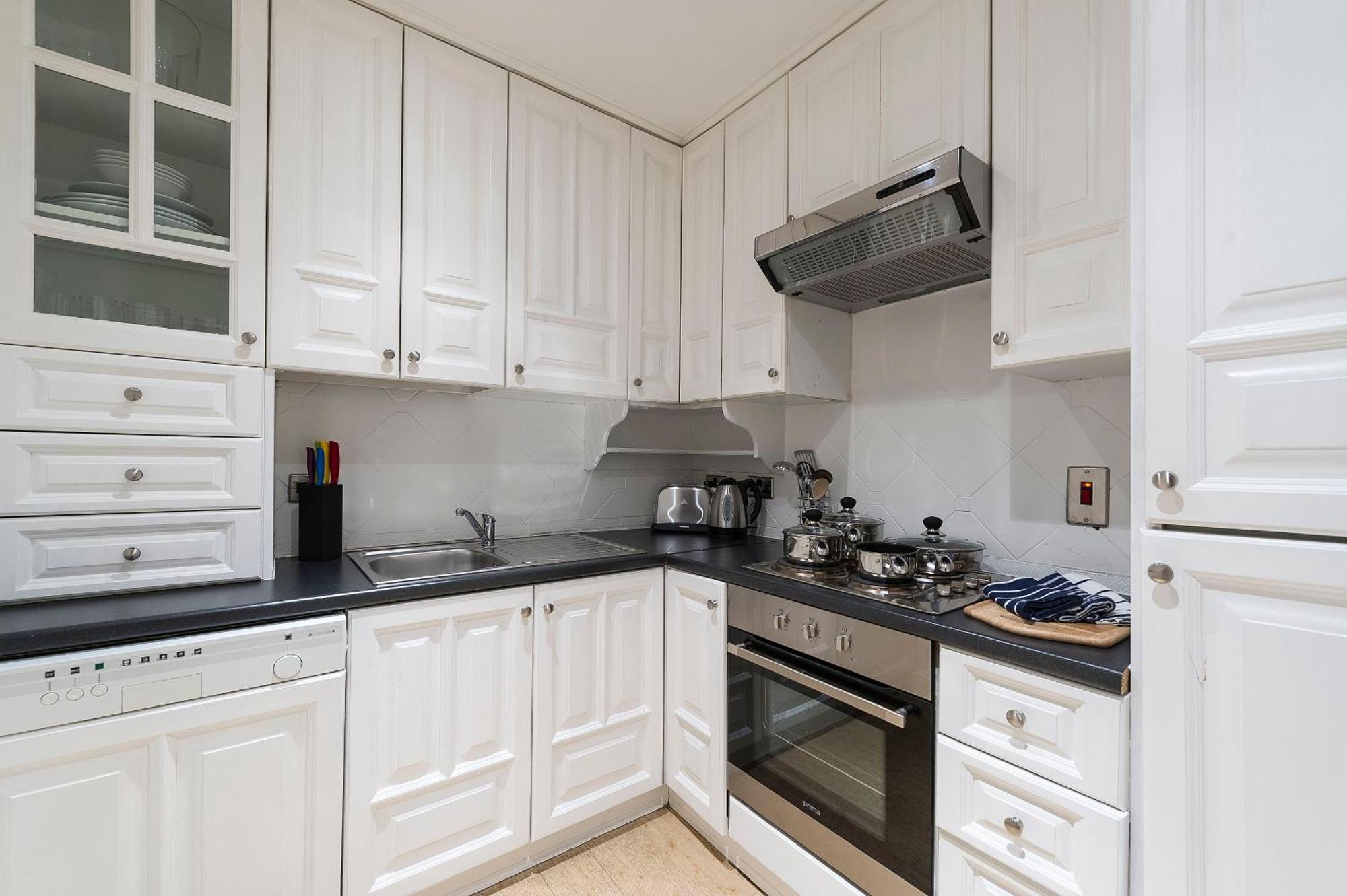 Somerset Court Kensington Apartments Londra Esterno foto
